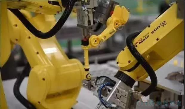 公海贵宾会员检测中心四方解读离散造作智能工厂的5大特点！